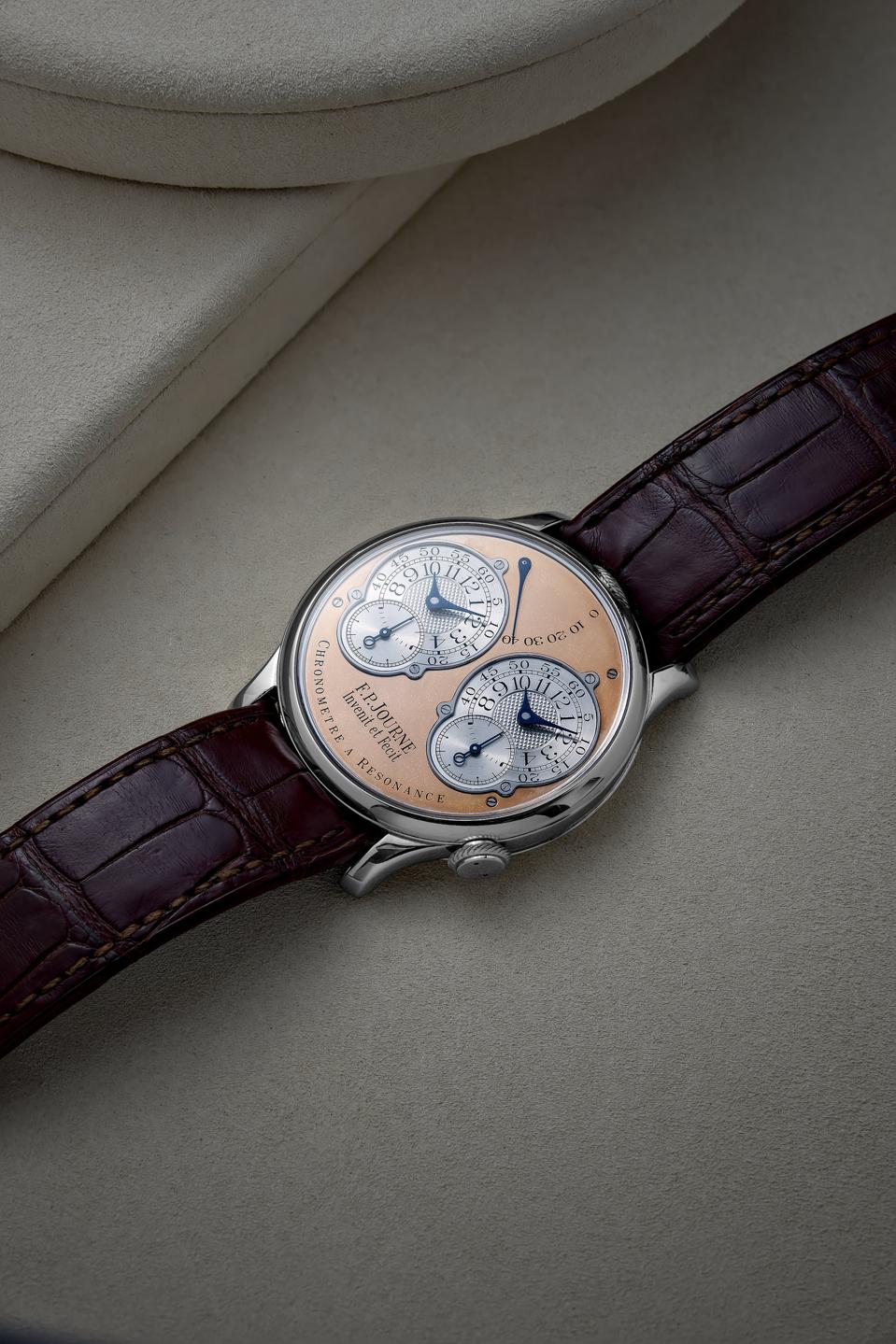 The F.P. Journe Chronomètre à Résonance 022/99R with 38mm platinum case and pink gold dial