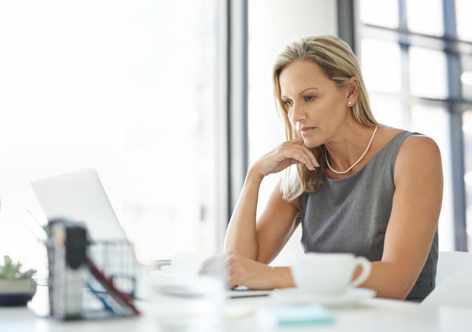 Why Nearly 1 In 4 Professionals Face A Mid-Career Stall