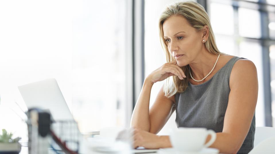 Why Nearly 1 In 4 Professionals Face A Mid-Career Stall