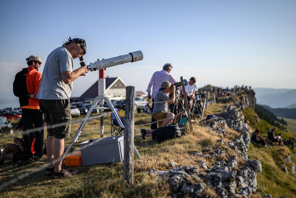 SWITZERLAND-ASTRONOMY-ECLIPSE