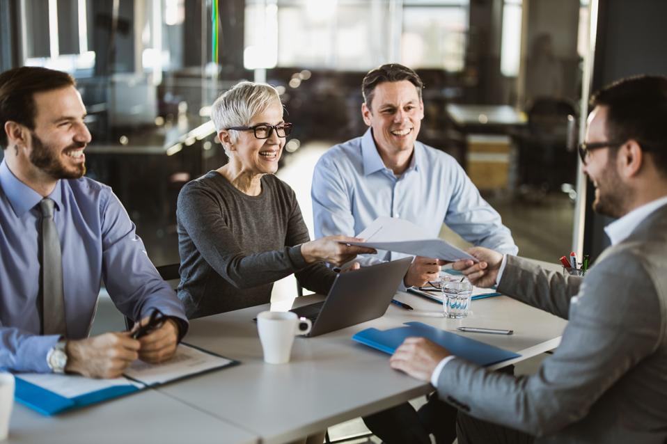 3 AI Questions To Ask At The End Of A Job Interview In 2026