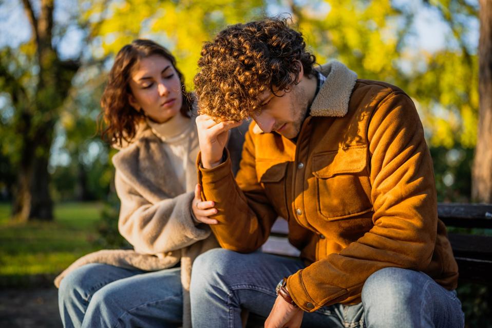 2 Side-Effects Of ‘Mankeeping’ Women Go Through, By A Psychologist