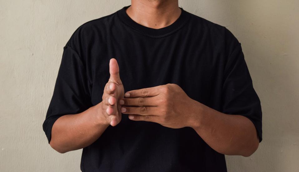 Why Spatial Computing Should Learn From American Sign Language