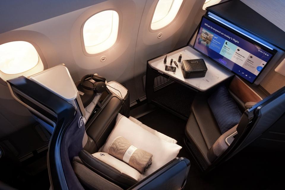 United Airlines Debuts Polaris Studio Business Class For Global Premium Travelers