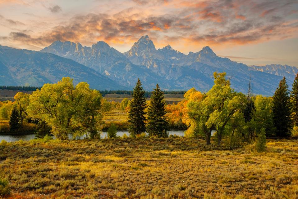 The Best Ways To Visit National Parks Off-Peak, According To Experts