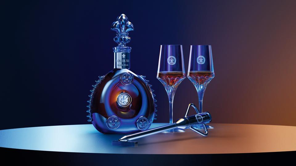 Hibiki 12-Year Returns As A Travel Retail Exclusive