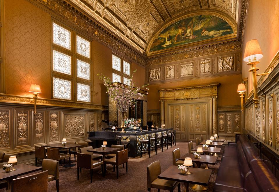 Where To Experience New York’s Art Deco And Gilded Age Grandeur