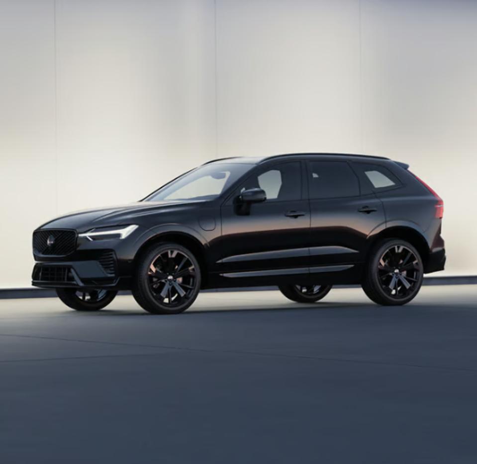 Test-Driving The Fun, Powerful 2026 Volvo XC60 T8