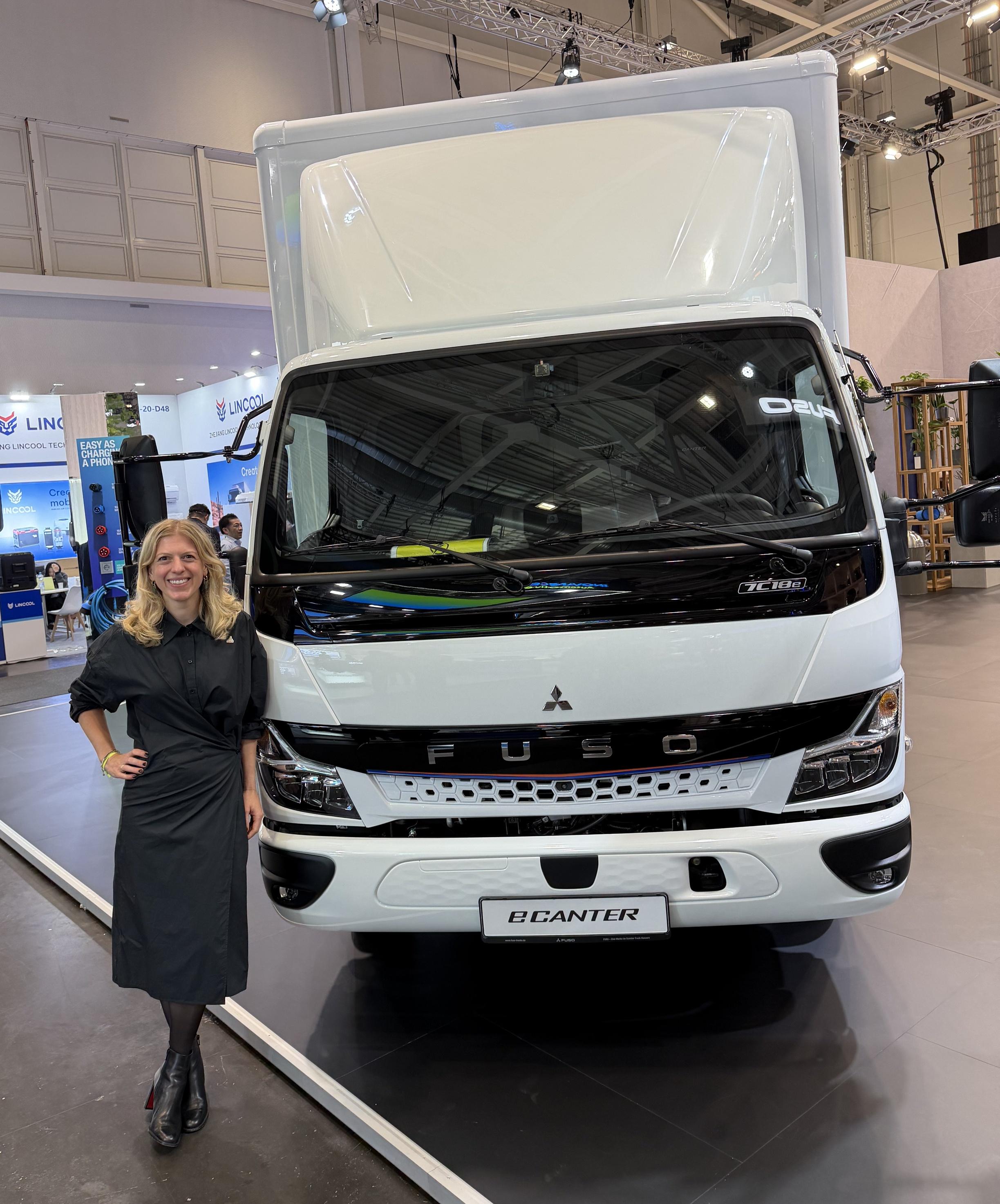 三菱ふそう FUSO lSUZU HINO トラック 12￼￼冊 まとめて One Year On: Inside ARCHION's Next Chapter For FUSO And HINO
