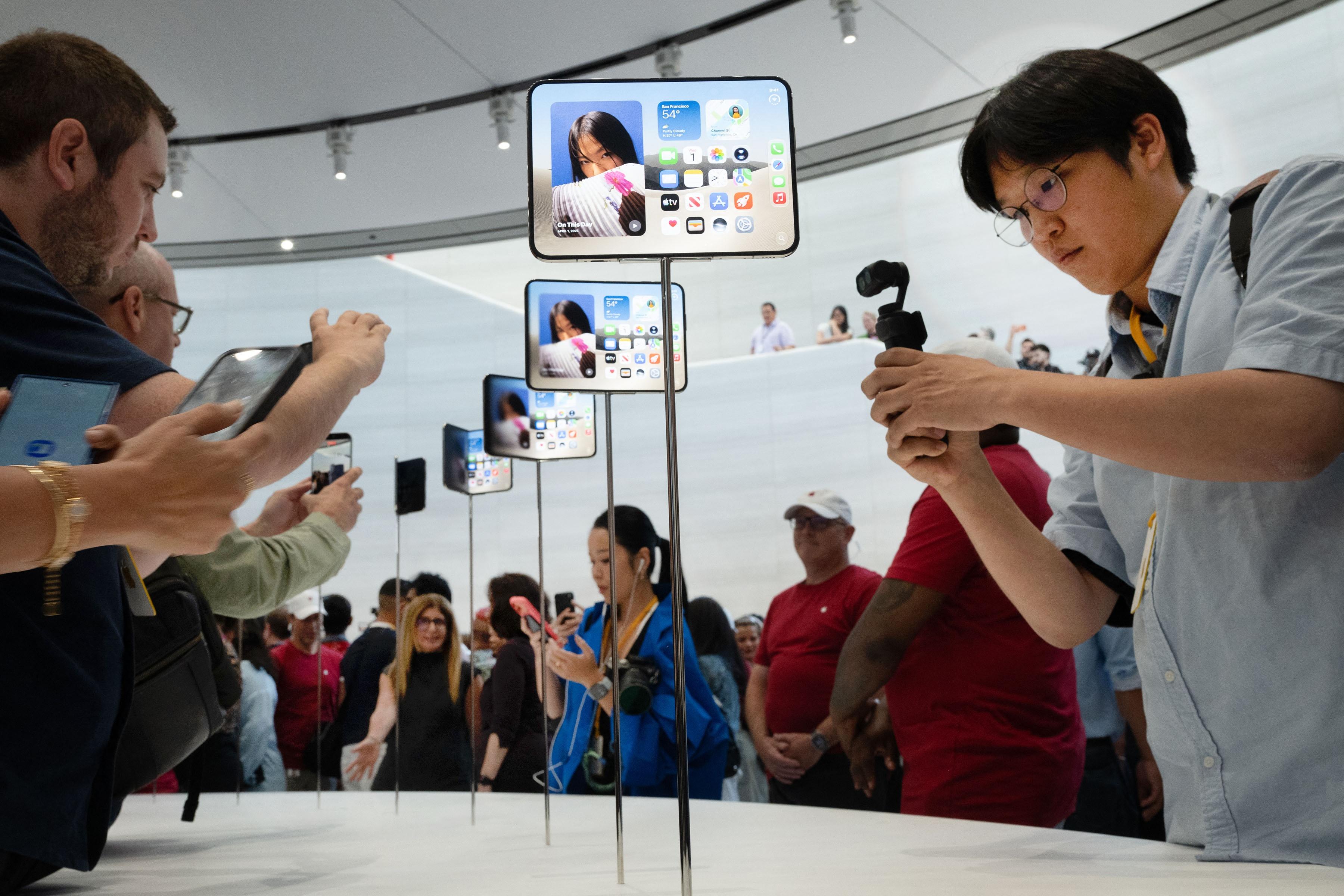 iPhone Duo Has A Hidden Advantage In Apple’s Closed System