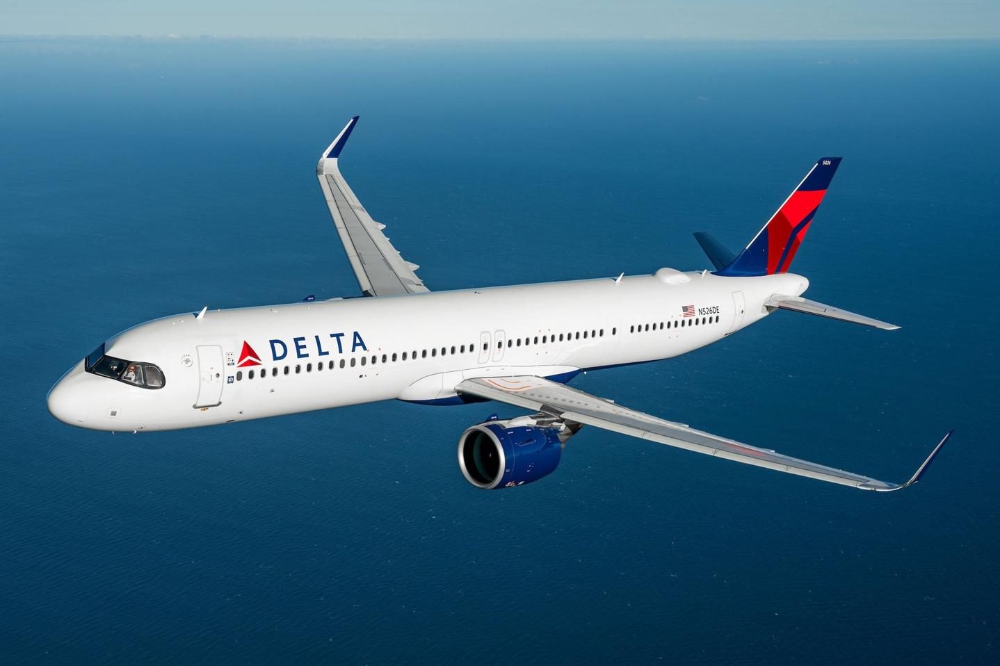 Best-U.S.-Airline---Delta---Sea---Credit-Delta