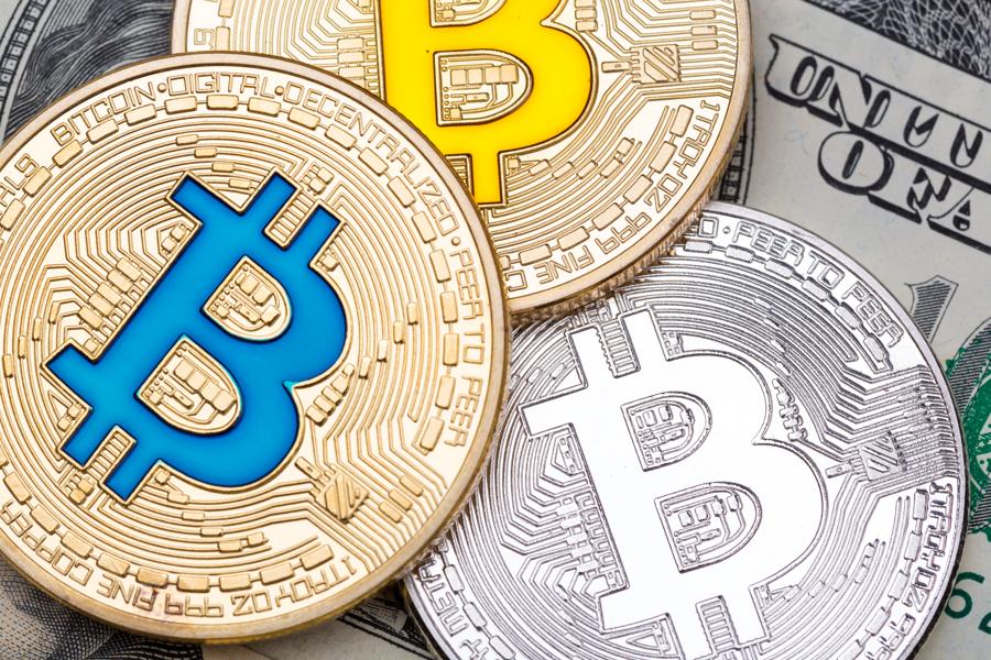 Bitcoin Prices Plunge To Lowest In More Than 1 Month