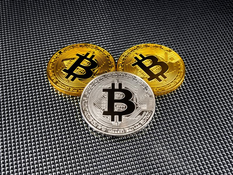 Bitcoin Climbs To Fresh All-Time Highs Above $6,000