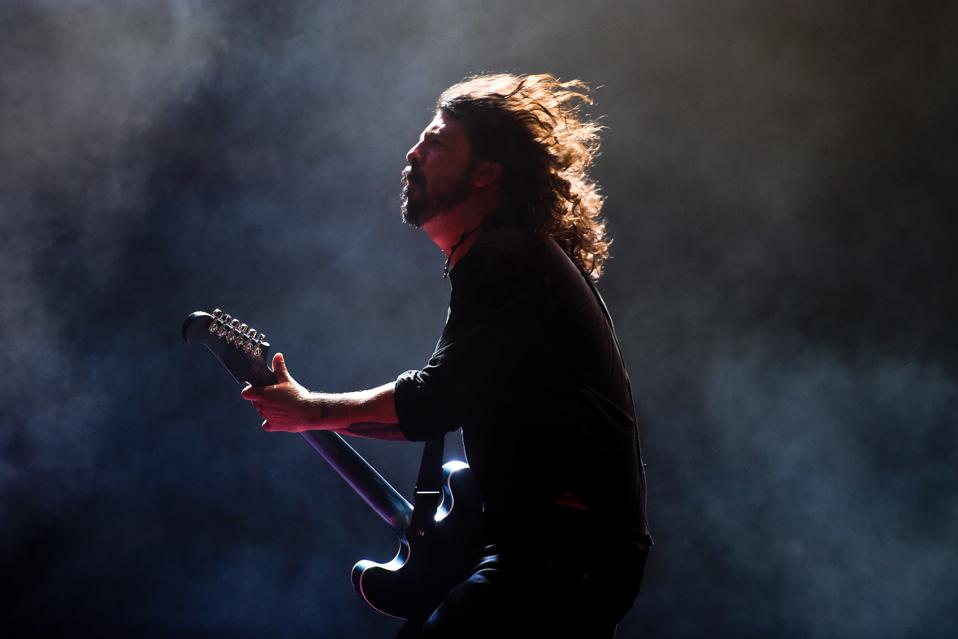 Foo Fighters Hit No 1 In The U K For The Fourth Time With Their New Album Foo Fighters Hit No 1 In The U K For The Fourth Time With Their New Album