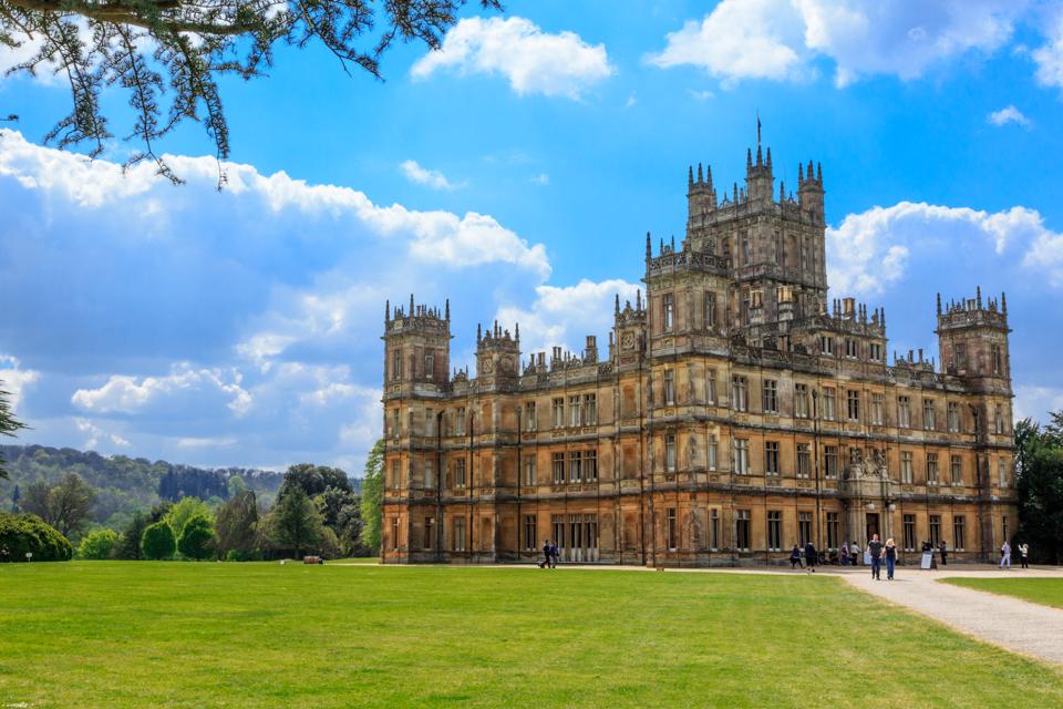 For One Night Only Stay At The Real Downton Abbey On Airbnb