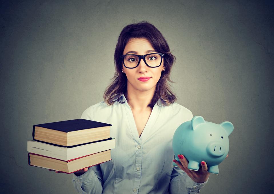 5 Resume Tips For Teachers Moving From The Classroom To Corporate