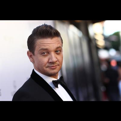 hollywood s best actors for the buck jeremy renner is 2017 s best actor for the buck hollywood s best actors for the buck jeremy renner is 2017 s best actor for the buck
