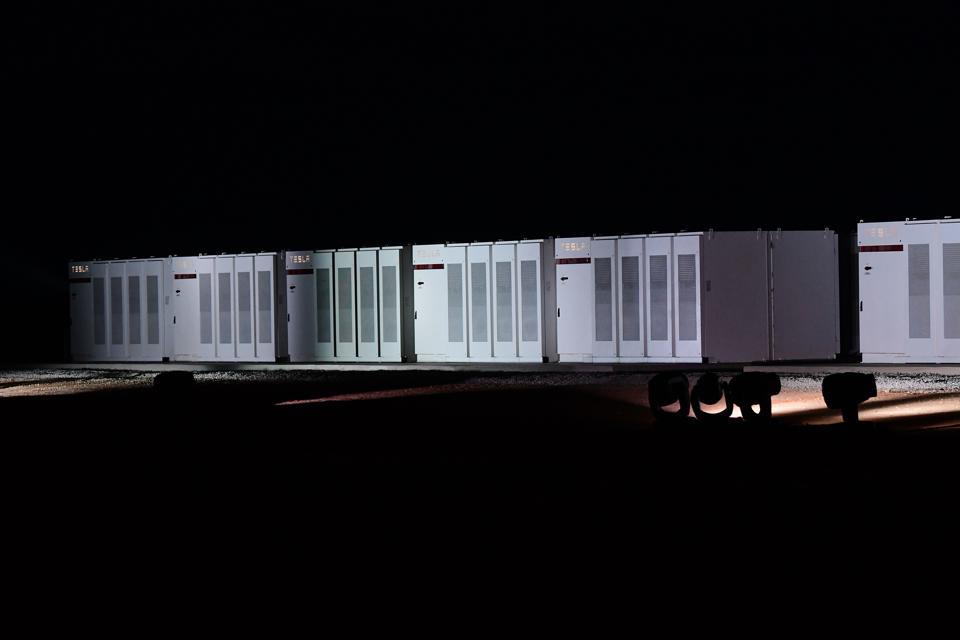 Tesla Launches Powerpack Project In South Australia