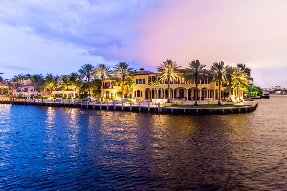 Gifting Property To Family Member >> Whittier Trust Brandvoice 3 Ways To Transfer Real Estate To Future Gifting Property To Family Member >> Whittier Trust Brandvoice 3 Ways To Transfer Real Estate To Future