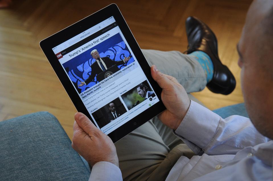 AI political bias news website