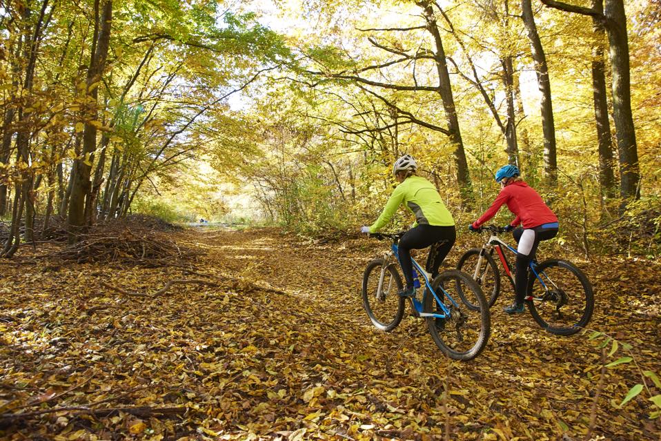 The Best Cycling Clothes For Fall And Winter 2019