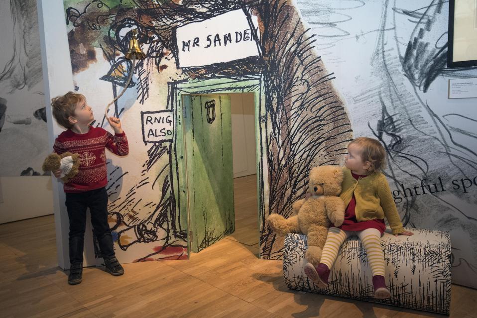 An Immersive Winnie-The-Pooh Exhibit And The Shadows In The Hundred An Immersive Winnie-The-Pooh Exhibit And The Shadows In The Hundred