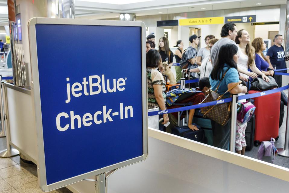 Guide To Flying With Children What Are The Best Airlines To Fly With Kids Canadian Jetblue Advertising 2021 Christmas