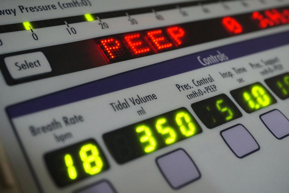 Ventilator control screen