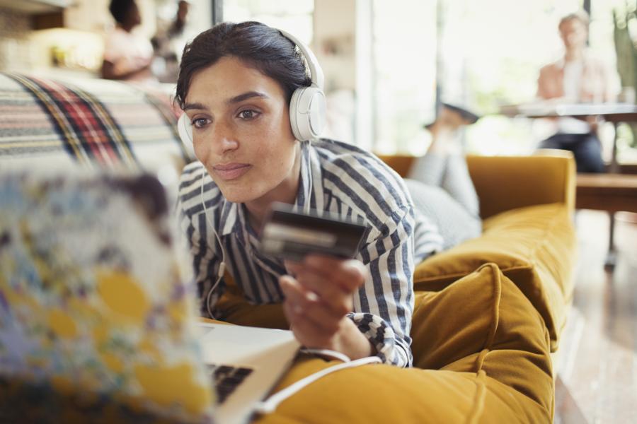 How To Sell To Women Online