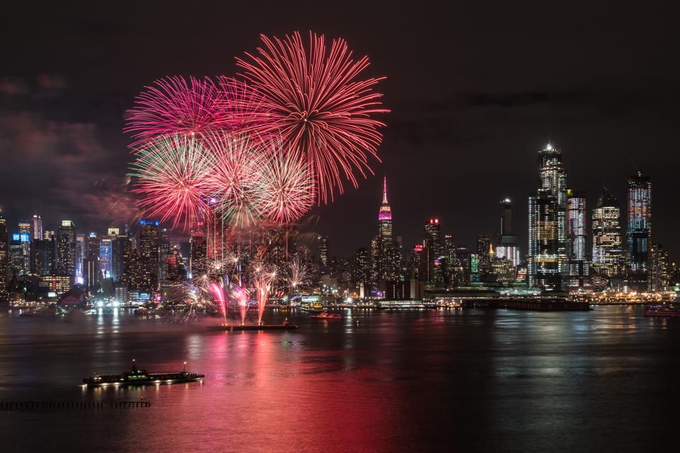 इस साल न्यूयॉर्क शहर में सबसे अच्छे चंद्र नव वर्ष की पार्टियां|The Coolest Lunar New Year Parties In New York City This Year Lunar New Year fireworks in New York City,इस साल न्यूयॉर्क शहर में सबसे अच्छे चंद्र नव वर्ष की पार्टियां|The Coolest Lunar New Year Parties In New York City This Year