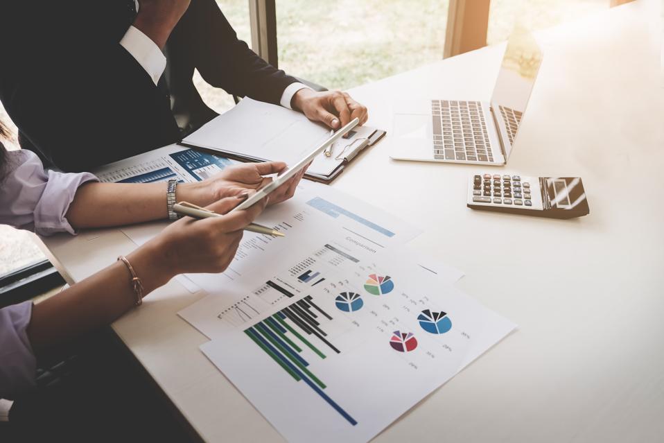 The affiliate offers a profit model to adapt the current competitive strategy.