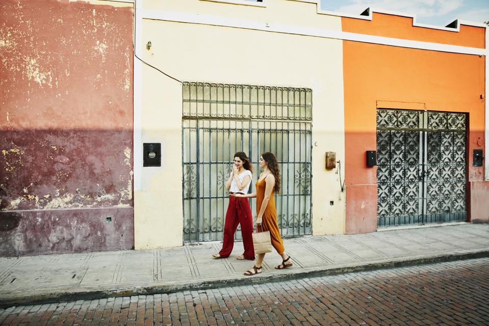 Mexico women travelers