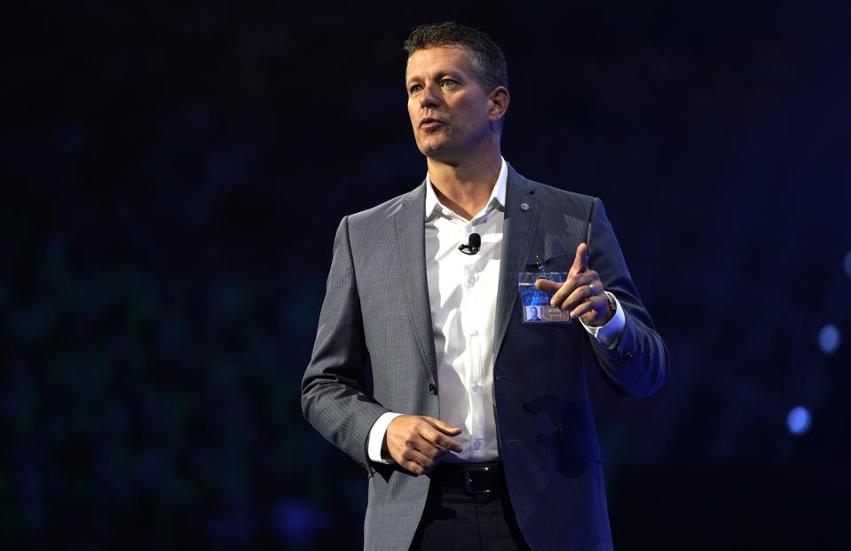 New Walmart U.S. CEO Brings Retention Lessons From Sam’s Club