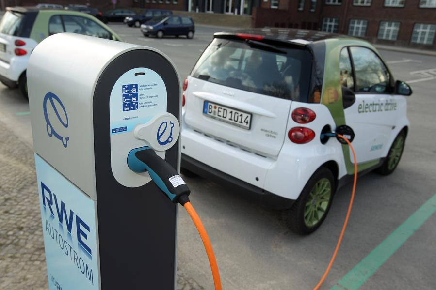 Are Electric Vehicles Really About To Plateau Oil Demand?