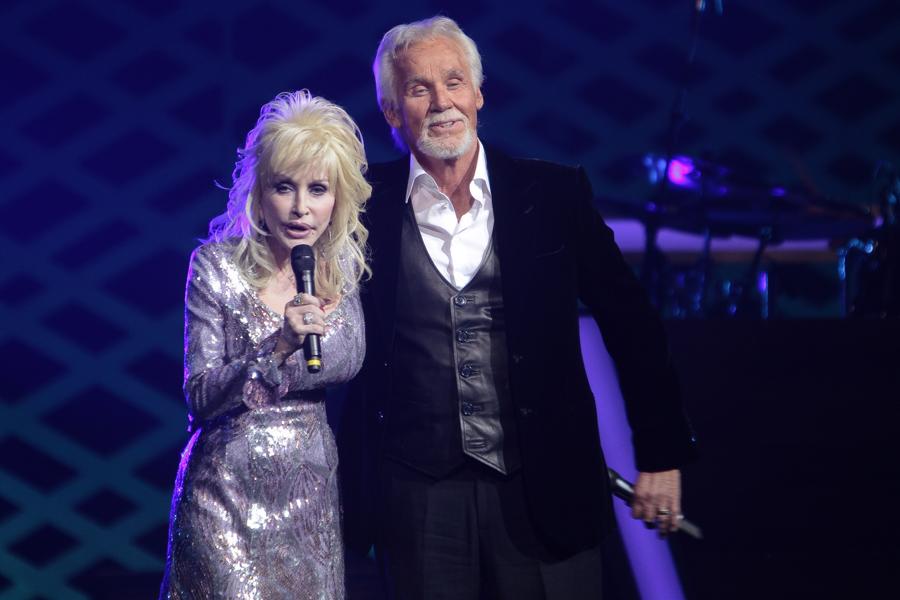 The Weeknd, Billie Eilish, Dolly Parton And Kenny Rogers: 5 Major Moves On This Week's U.K. Singles Chart