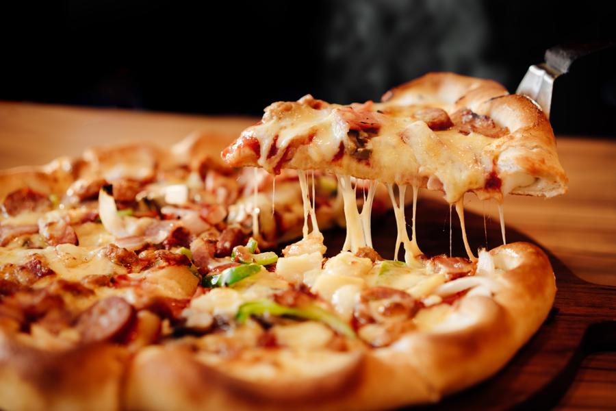 A Robot Makes 300 Pizzas An Hour...And Other Small Business Tech News This Week