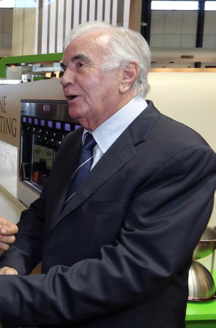 Pierre Castel & family