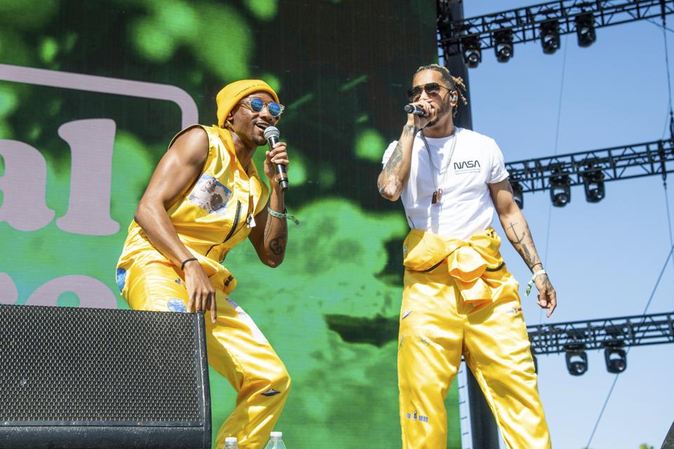 Social House Breaks Down The Relationship Status Of New Ep