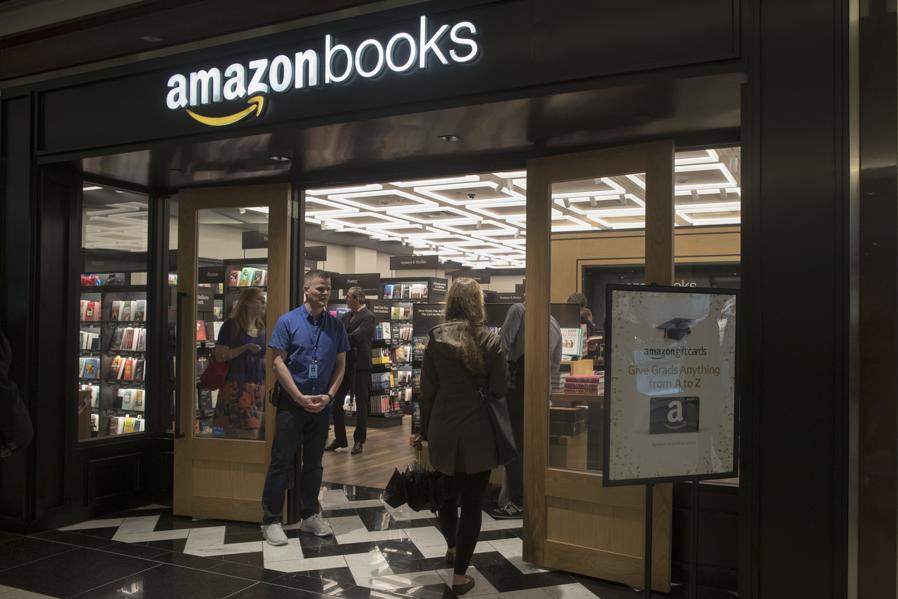 How Do Book Publishers And Retailers Navigate The Future? Check Out Amazon Books