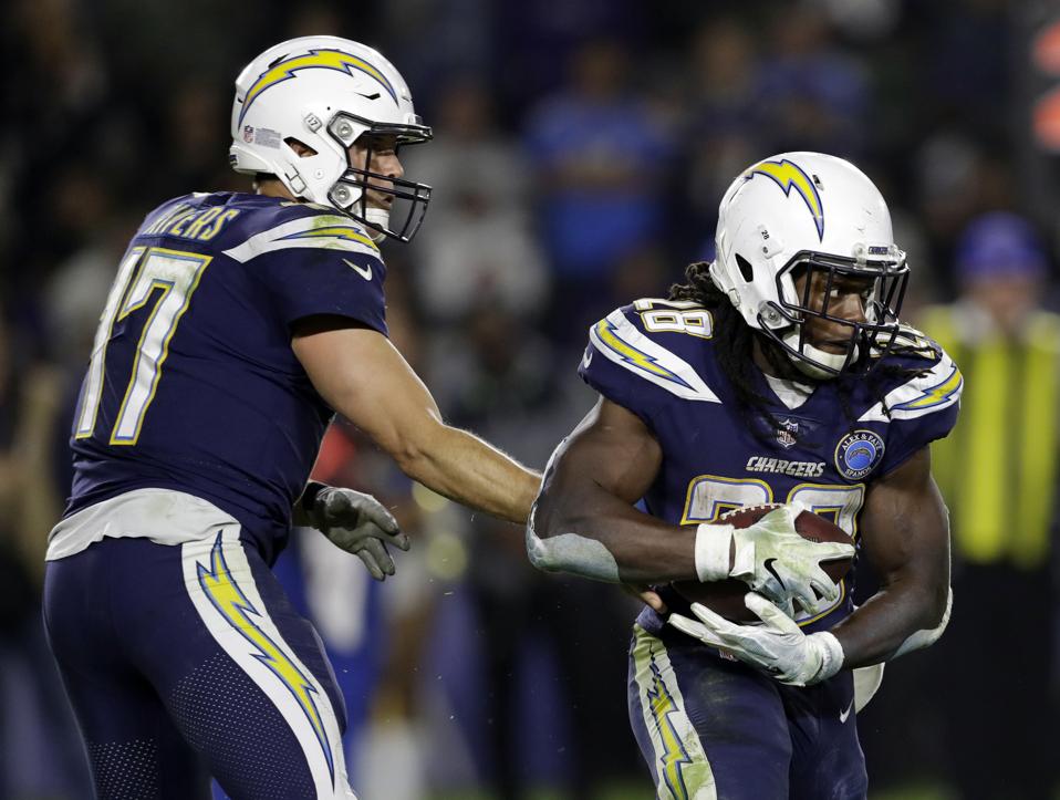 Ravens Chargers Football