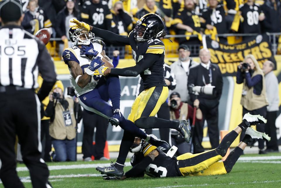 Pittsburgh Steelers Ride Ball Hawking Defense Into Playoff Position