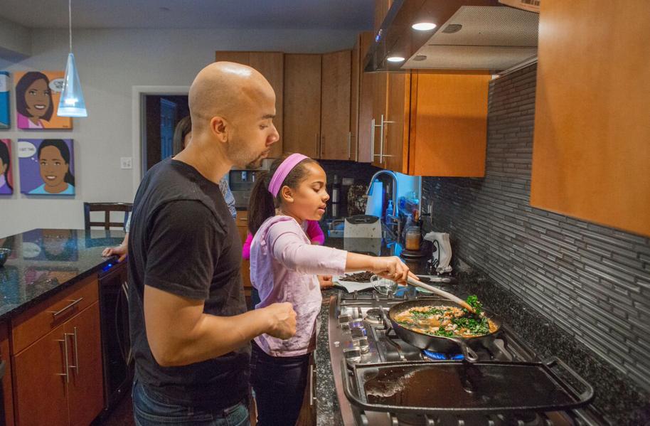 3 Reasons To Gag On Blue Apron's IPO