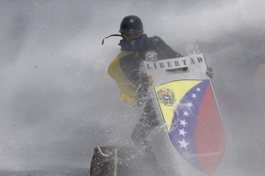 Venezuela's Melt Down Explained By The 'Oil Curse'