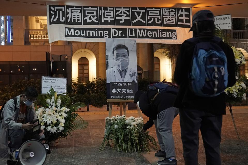 U2018rip Our Hero U2019 Li Wenliang U2019s Death Sparks Rare Outrage