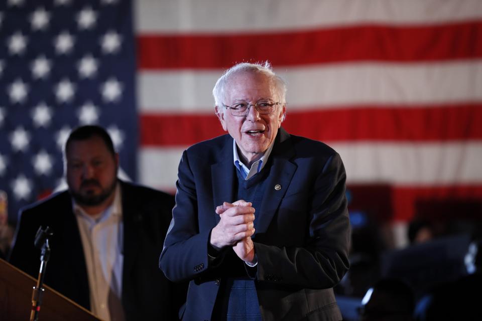 2020 Fundraising Sanders Posts 34 5 Million Haul Trump Still